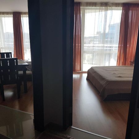 Tatyana Apartment Burgas Bagian luar foto