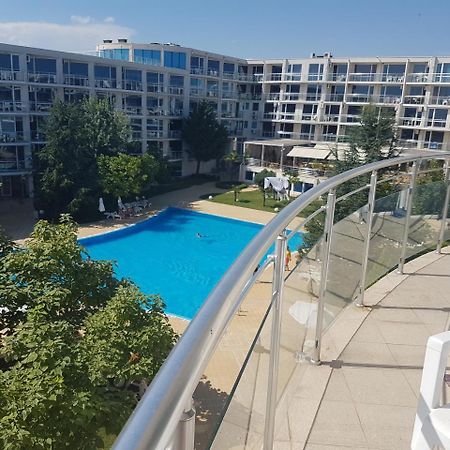 Tatyana Apartment Burgas Bagian luar foto