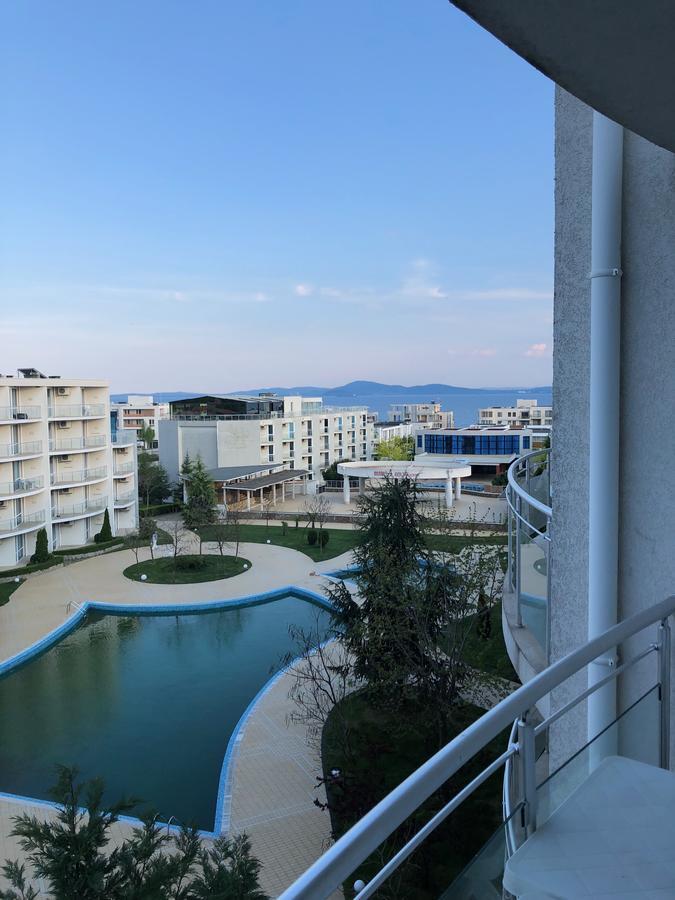 Tatyana Apartment Burgas Bagian luar foto