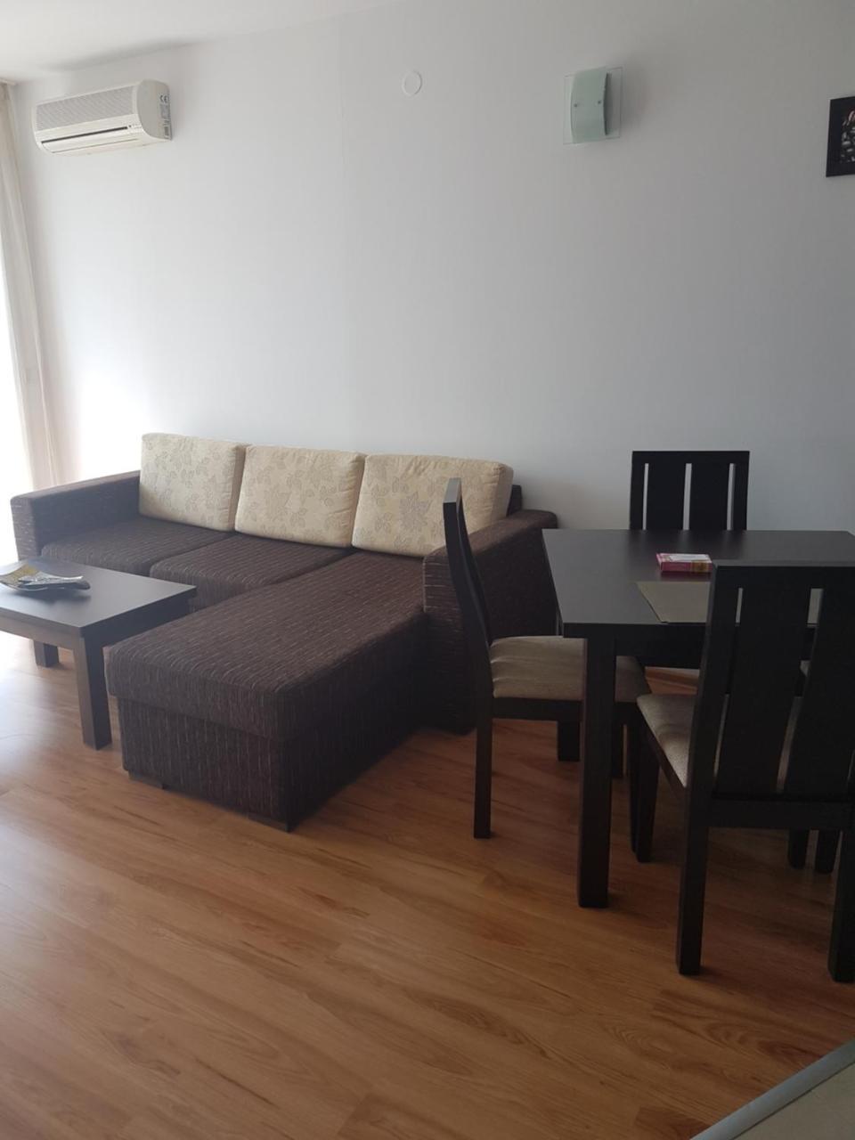 Tatyana Apartment Burgas Bagian luar foto